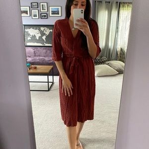 Mid-length cotton dress in burnt orange